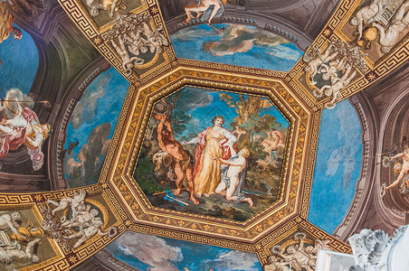 梵蒂冈博物馆的绘画天花板 射线 圆顶 窗户 光学错觉背景图片