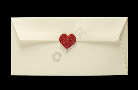 红色的心和白色的信封 浪漫的 浪漫 恋爱 成形背景图片