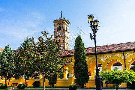2021年在罗马尼亚Alba Iulia的阳光明媚日 特兰西瓦尼亚 堡垒大教堂高清图片素材