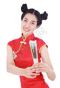 妇女穿着中国青桑服装 并持有白背景孤立的中国风扇 时尚 传统背景图片