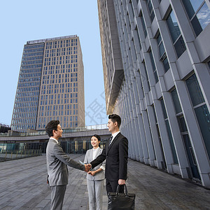 现代商业化城市办公楼背景图片