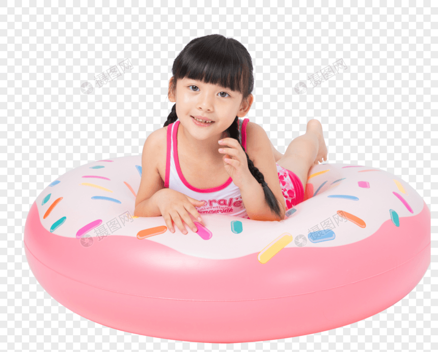 游泳的小女孩图片