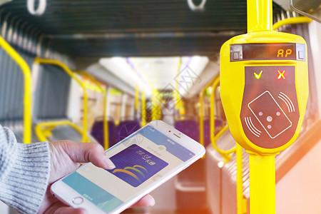 地铁乘车手机公交卡支付设计图片