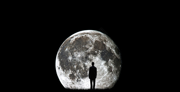 月下孤独的人图片