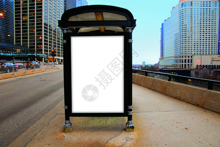 街边广告牌现代公交站牌样机设计图片