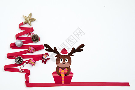 红色庆典圣诞树麋鹿插画