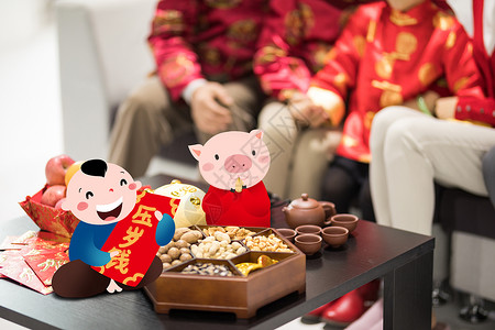 发红包的猪新年过年热闹场景插画
