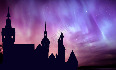 歌剧院夜晚风光星空下的城堡设计图片