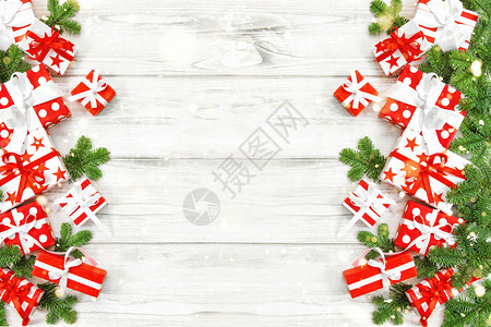 云杉木圣诞背景设计图片