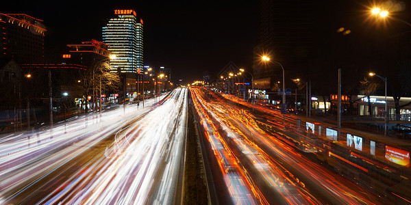 夜景车辆车流设计图片