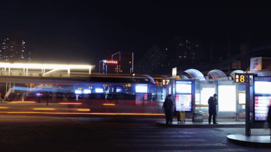 旅客出行城市公交车站延时GIF高清图片
