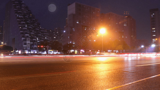 夜晚的路灯夜晚城市交通延时摄影GIF高清图片