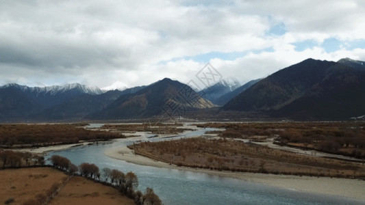 航拍文字素材西藏雅鲁藏布大峡谷尼洋河航GIF高清图片