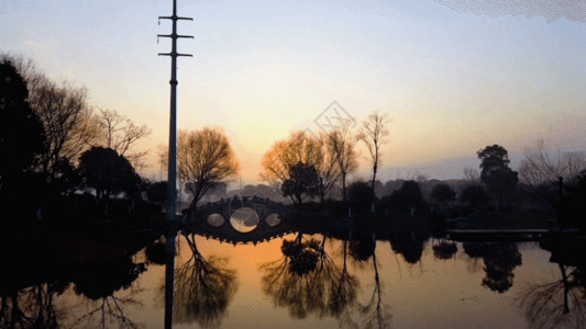 清晨的太阳公园日出东方GIF高清图片