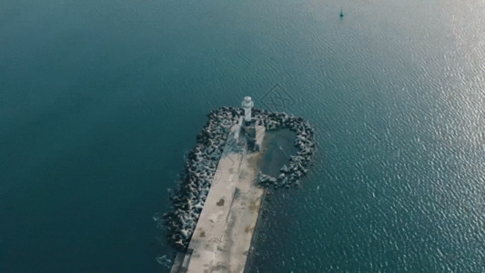 码头和小灯塔航拍灯塔GIF高清图片