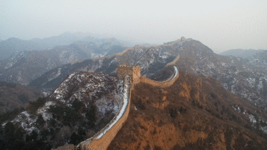 北京八达岭长城日出航拍视频GIF图片