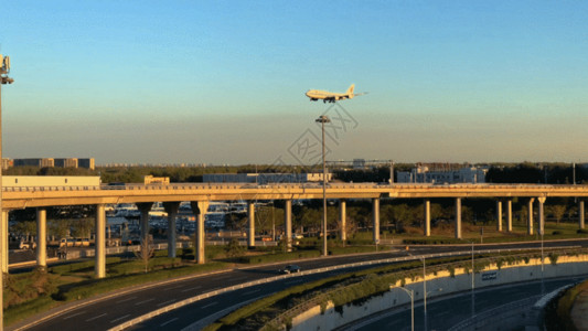 着陆首都机场T3落地GIF高清图片