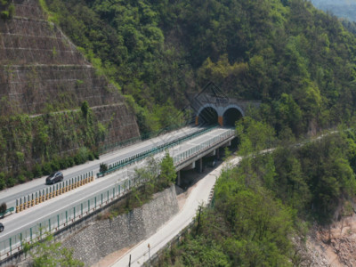 偏远山区高速隧道4K航拍合集GIF高清图片