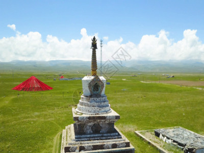 西藏旅游二折页青海草原白塔航拍GIF高清图片