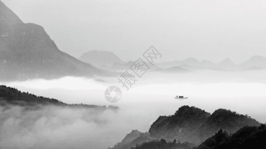 远山意境水墨效果的中国山水风光gif动图高清图片