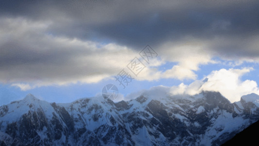 西藏珠穆朗玛峰西藏雪山GIF高清图片