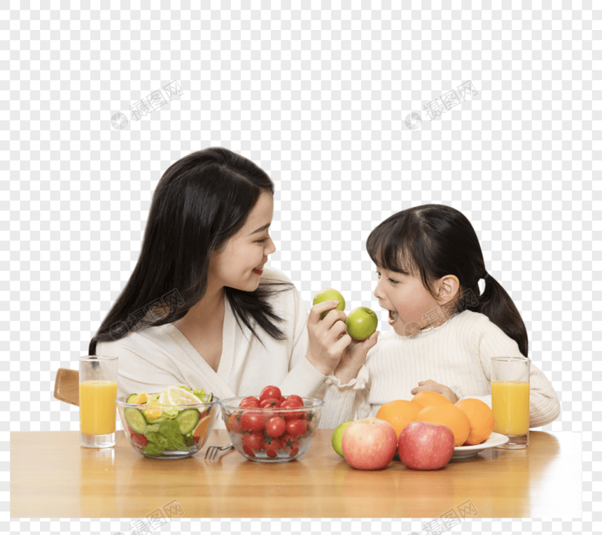 居家母女一起吃水果图片