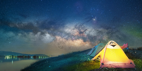 帐篷旅行夜空下露营设计图片