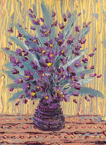 鲜香的紫色花朵在黑暗花瓶中盛放光图片