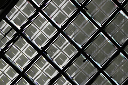 几何玻璃天花板的抽象视图图片