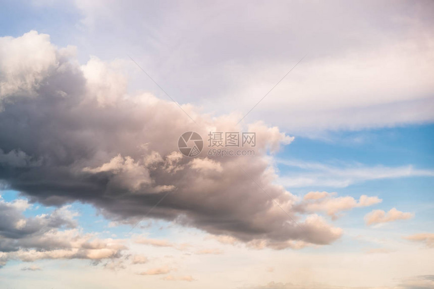 云天空蓬松抽象背景图片
