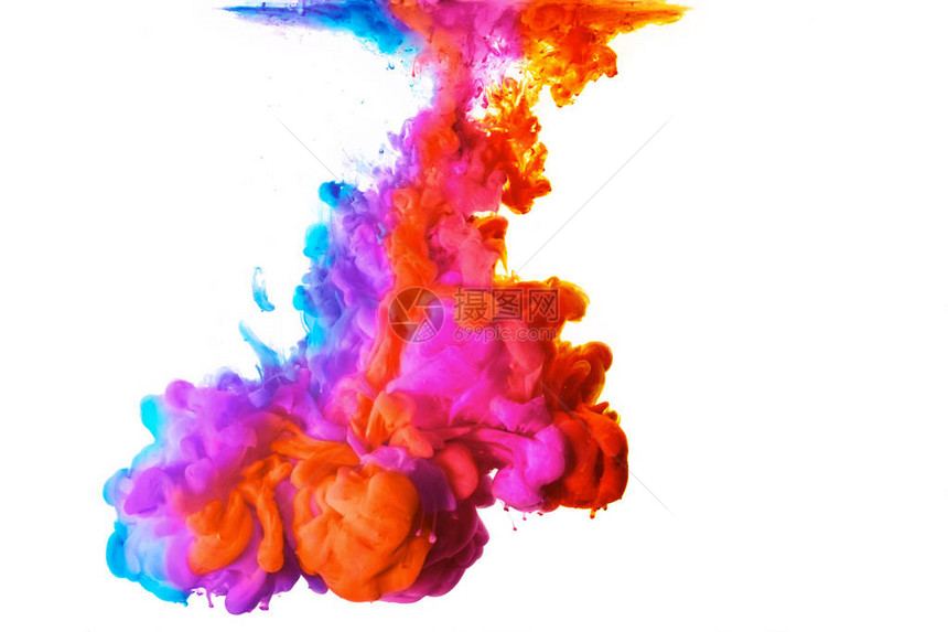 彩色虹水中的丙烯墨水在白色背景上与图片