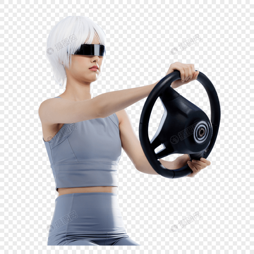 手拿方向盘虚拟操作的白发女性图片