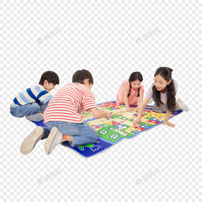 小朋友们在客厅里玩飞行棋图片