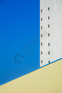 建筑与蓝天的构成背景图片