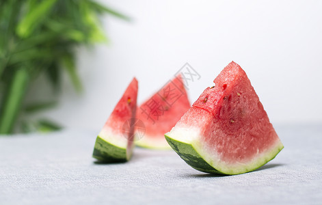 新鲜的西瓜可口夏天水果高清图片