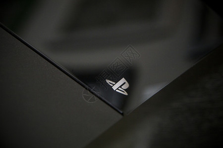 PS4主机黑色素材ps高清图片