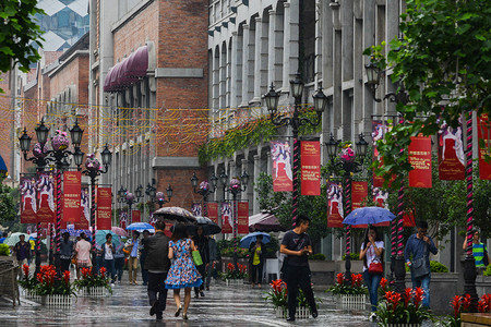 楚河汉街简欧武汉雨高清图片