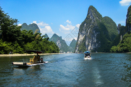 海河游船桂林山水甲天下背景