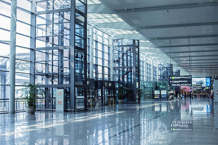 机场航站楼设施建筑人流背景图片
