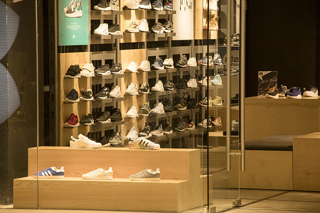 板鞋女板鞋运动鞋消费专柜背景