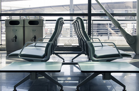 机场旅客游客候机等候区高清图片