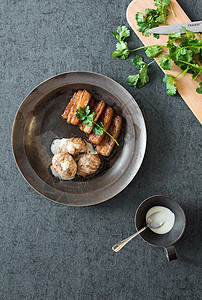 油底肉美食背景