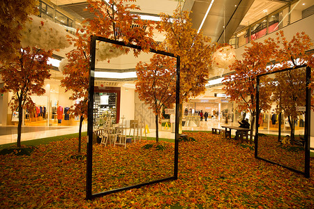 镜子创意城市商场童话秋冬氛围设施背景