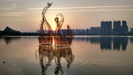 山水相映自然风景桥梁建筑背景图片