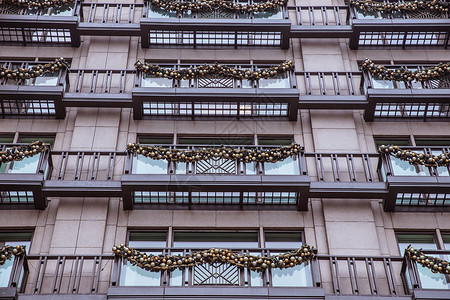 彩果大楼建筑外立面圣诞装扮背景
