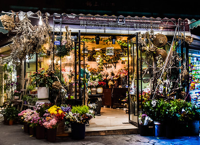 花店店面街旁的小店背景