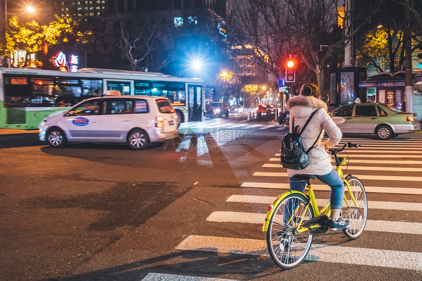 城市共享自行车图片
