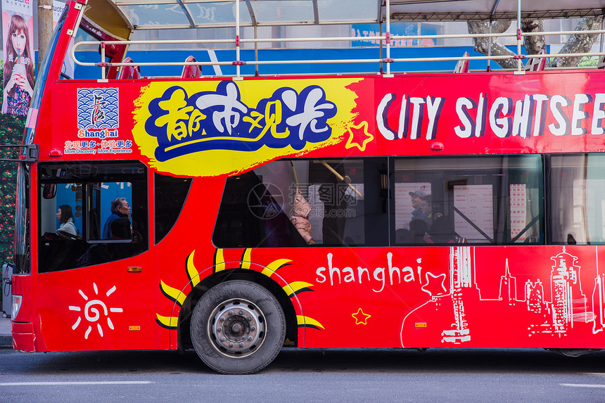 上海观光巴士1路图片