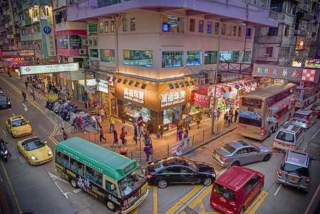 香港街景拥挤的汽车高清图片