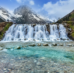 川西的山水景观高清图片